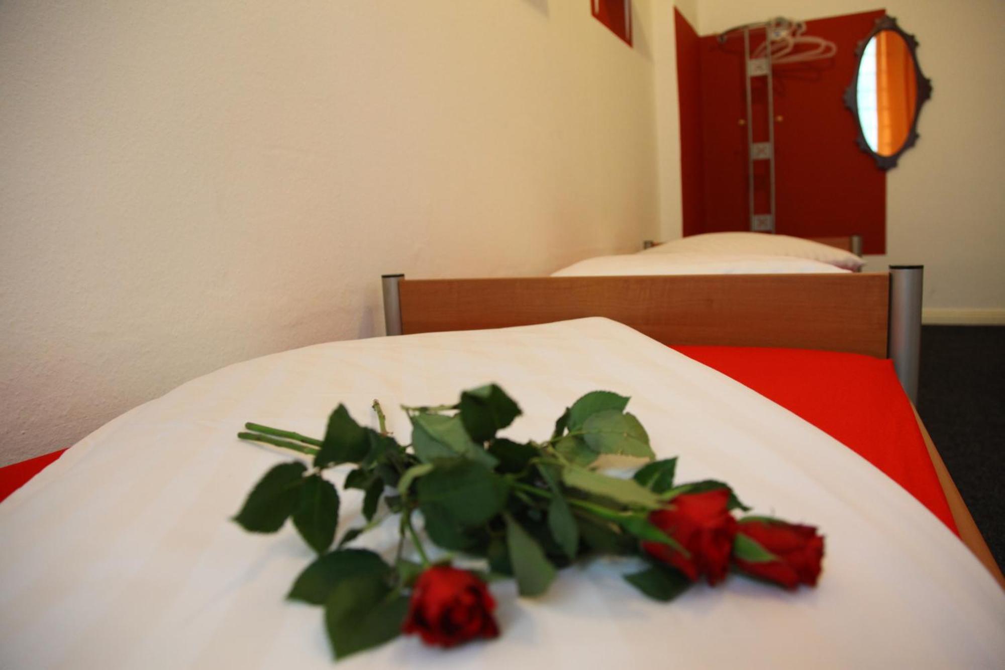 Hotel Pension Insor Berlin Exterior photo